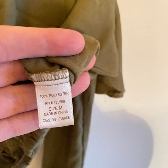 Liberty Love Cropped Cold Shoulder Criss Cross Blouse Size Medium - Picture 6 of 8